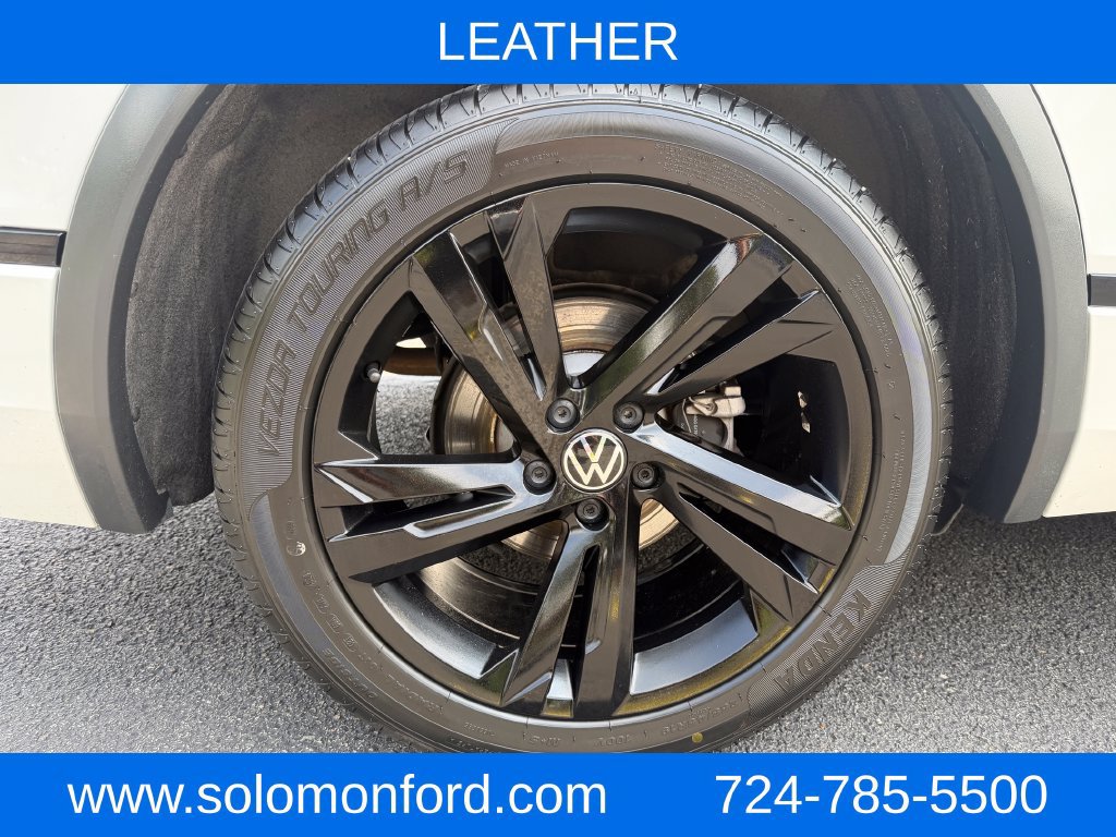 Used 2023 Volkswagen Tiguan SE R-Line FWD image 25