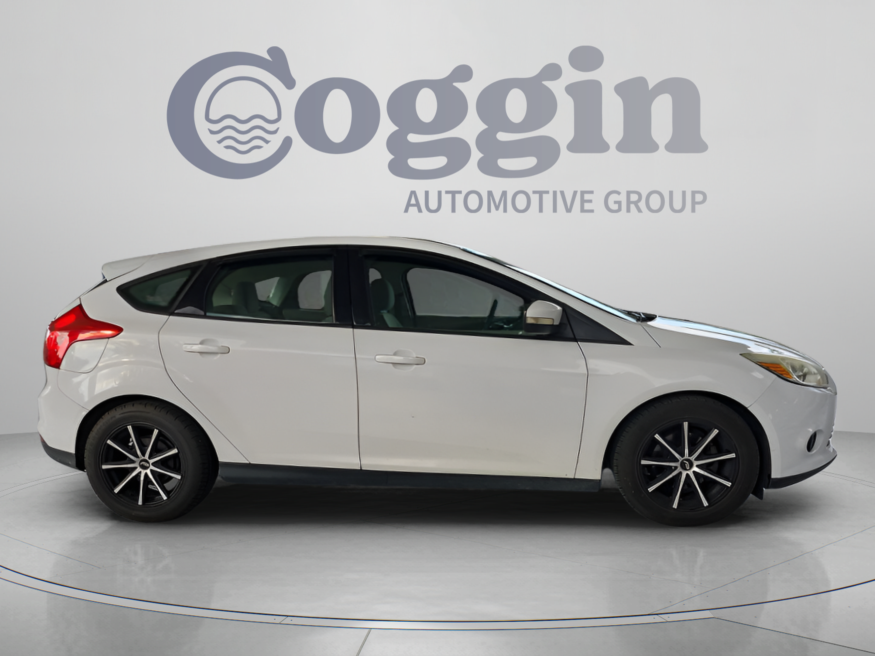 Used 2014 Ford Focus SE FWD image 6