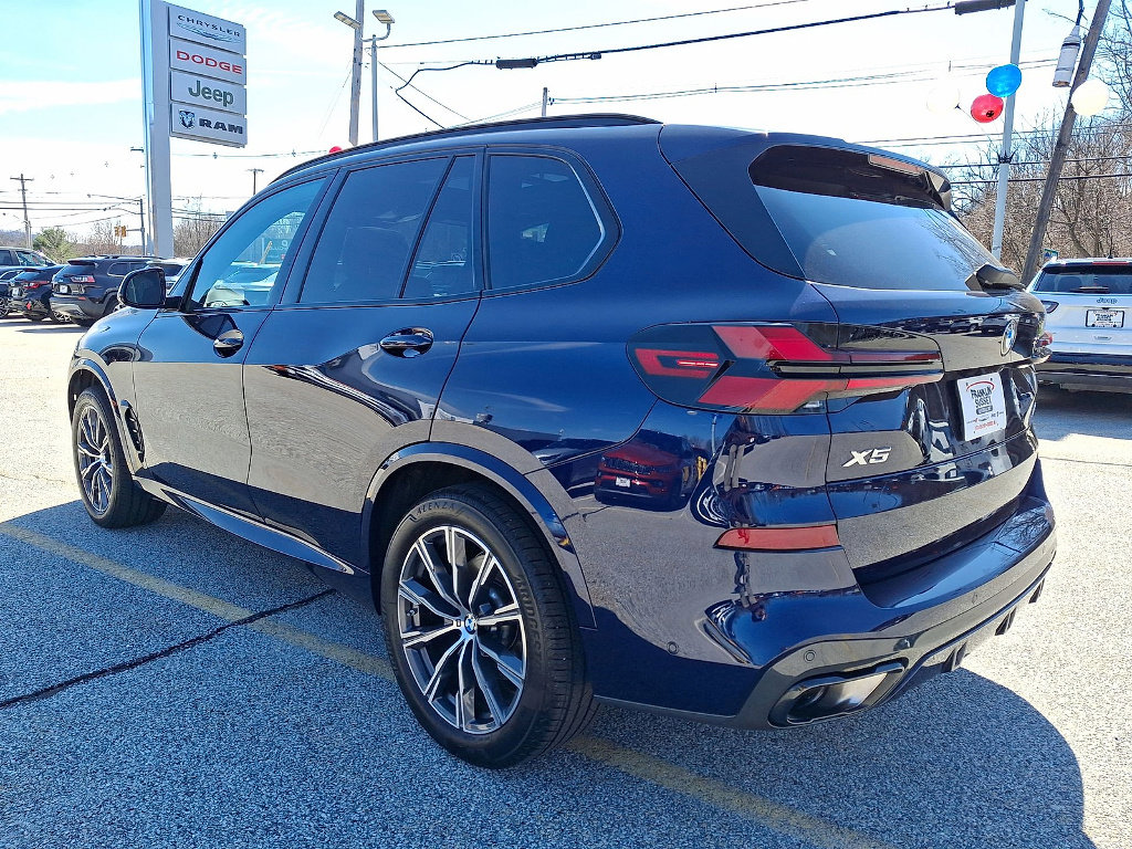 Used 2024 BMW X5 xDrive40i w/ M Sport Package image 22