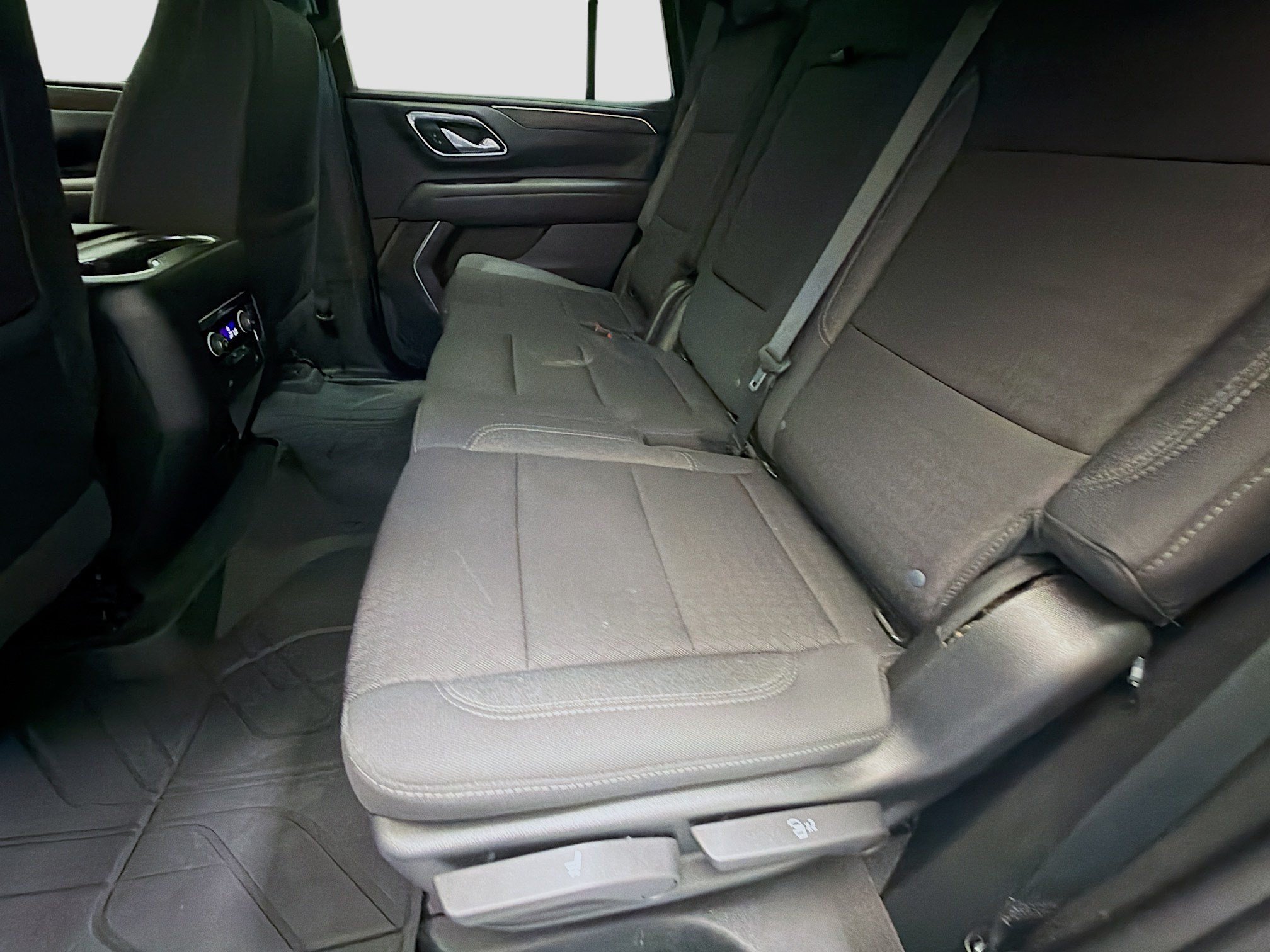 Used 2024 Chevrolet Tahoe LS AWD/4WD image 13