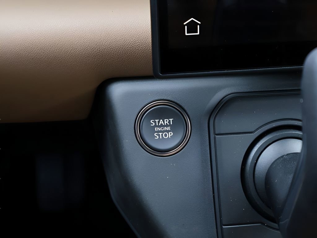 New 2026 Land Rover Defender 130 X-Dynamic SE AWD/4WD image 26
