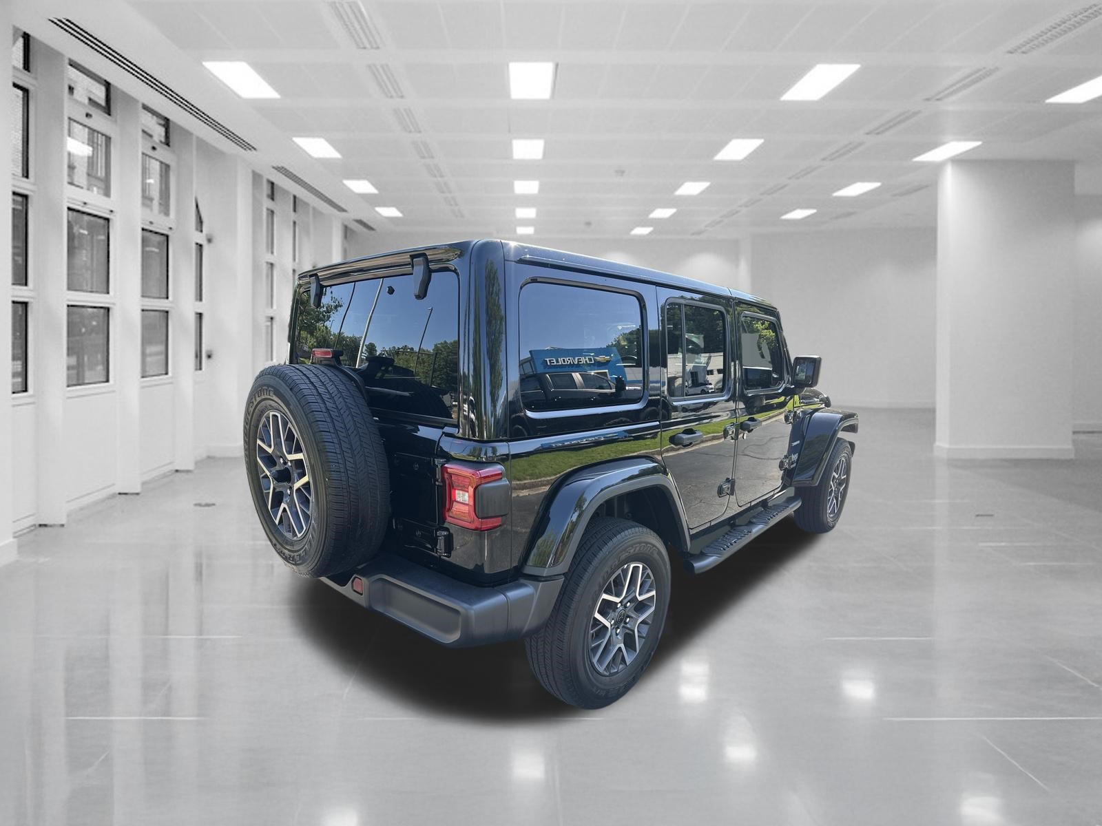 Used 2021 Jeep Wrangler Unlimited Sahara AWD/4WD image 5