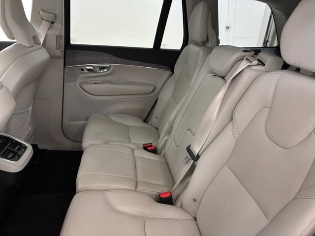 Used 2023 Volvo XC90 B6 Plus w/ Protection Package Premier AWD/4WD image 18
