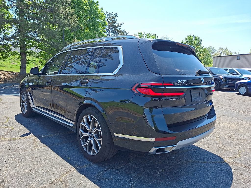 Used 2026 BMW X7 xDrive40i AWD/4WD image 14