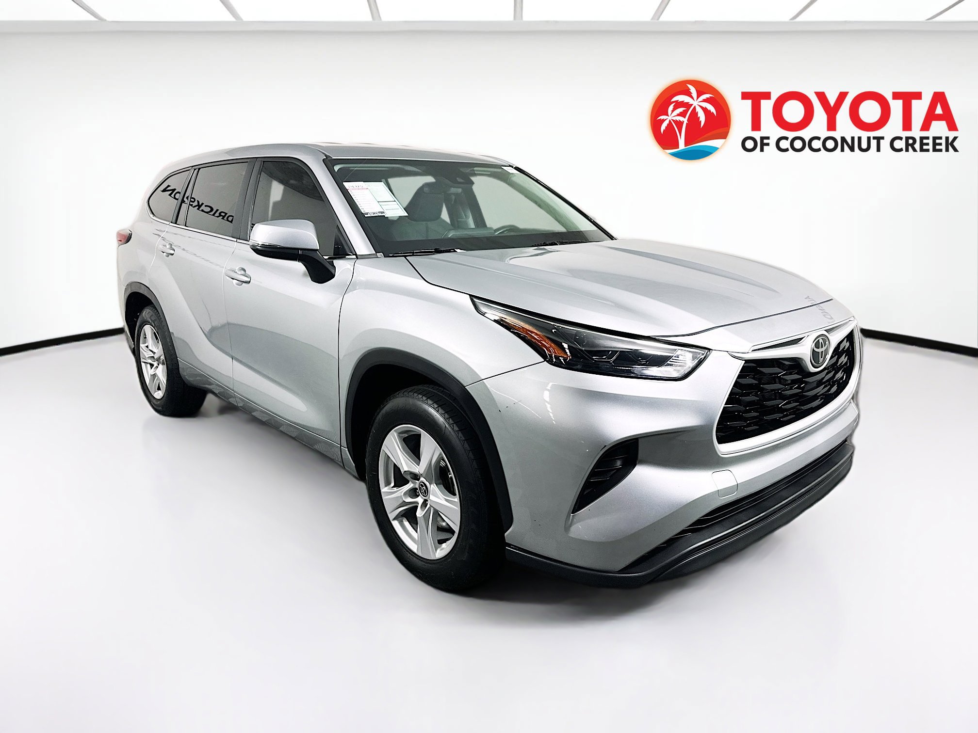 Used 2023 Toyota Highlander L