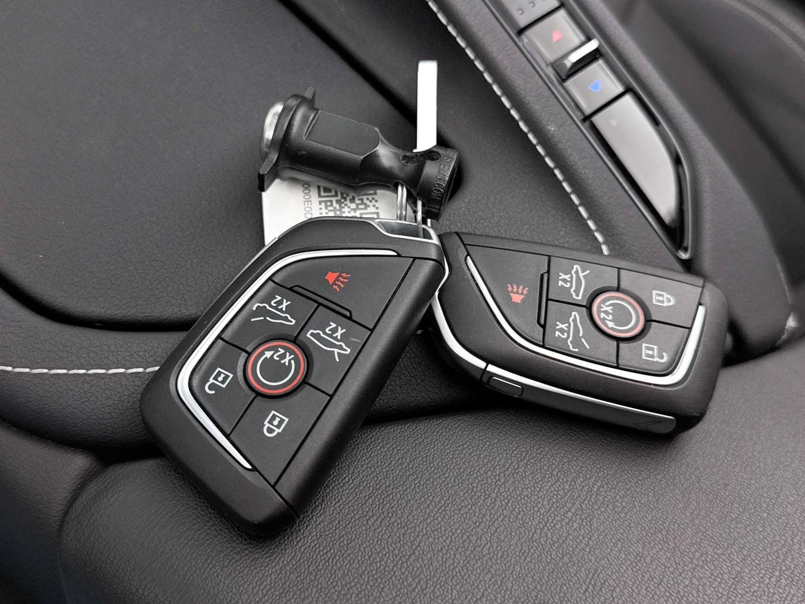 Used 2021 Chevrolet Corvette Stingray Preferred Cpe w/ Engine Appearance Package RWD image 35