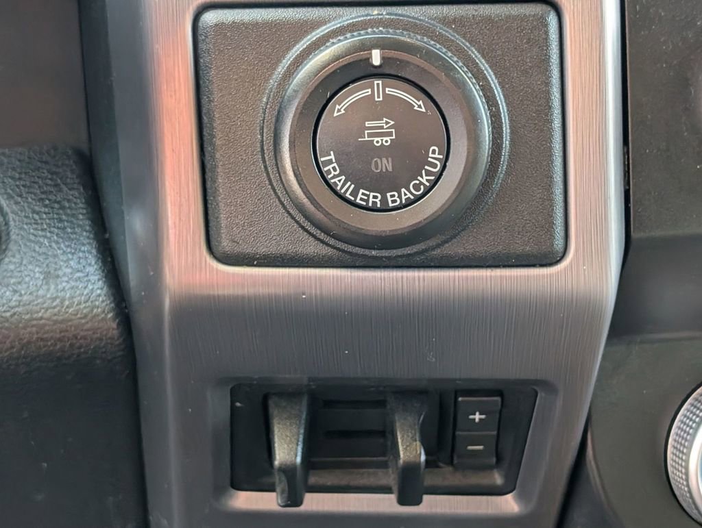 Used 2021 Ford Expedition Platinum image 37