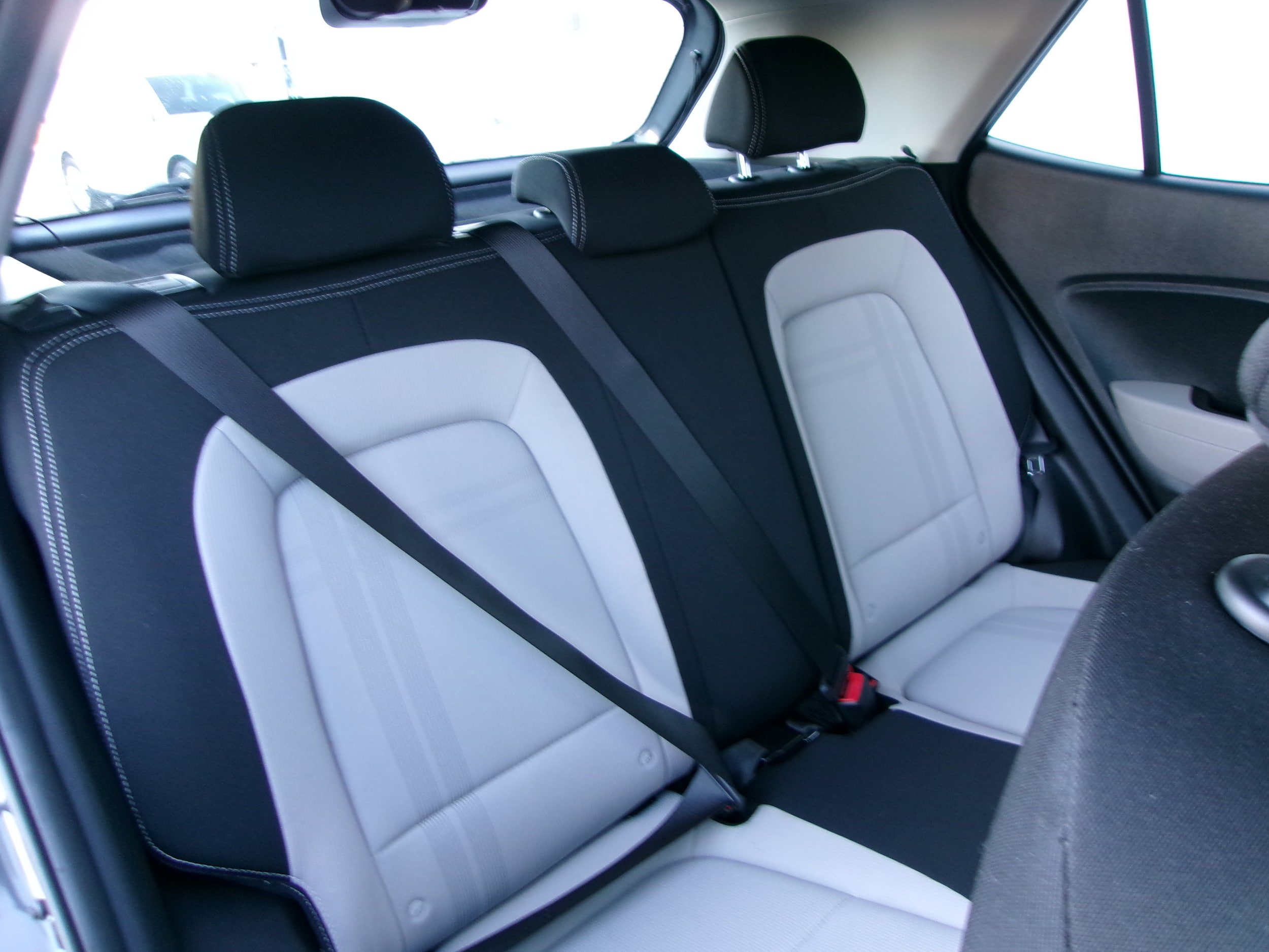Used 2024 Hyundai Venue SEL FWD image 19