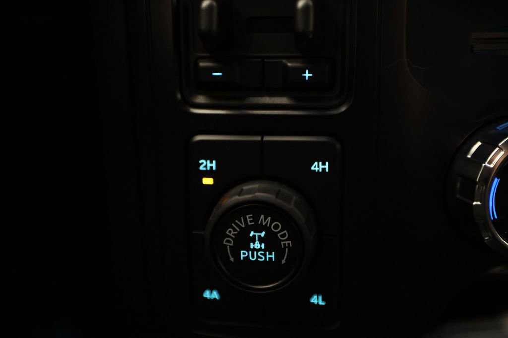 Used 2025 Ford F150 Raptor AWD/4WD image 23