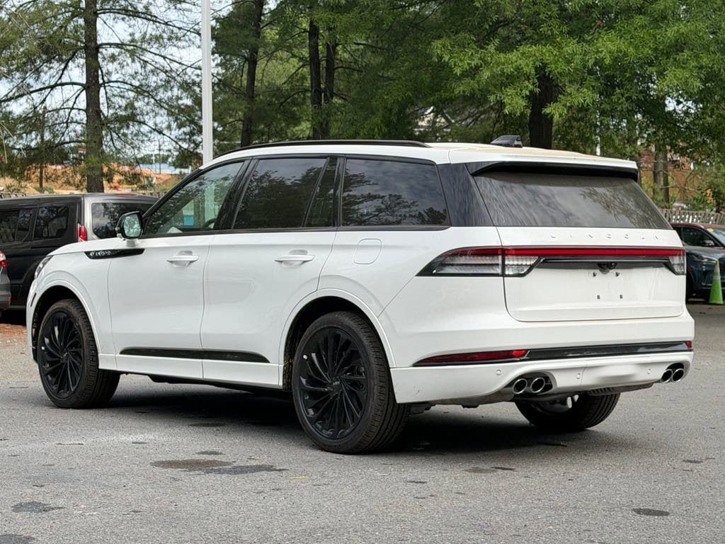 New 2026 Lincoln Aviator Reserve w/ Luxury Package AWD/4WD image 4