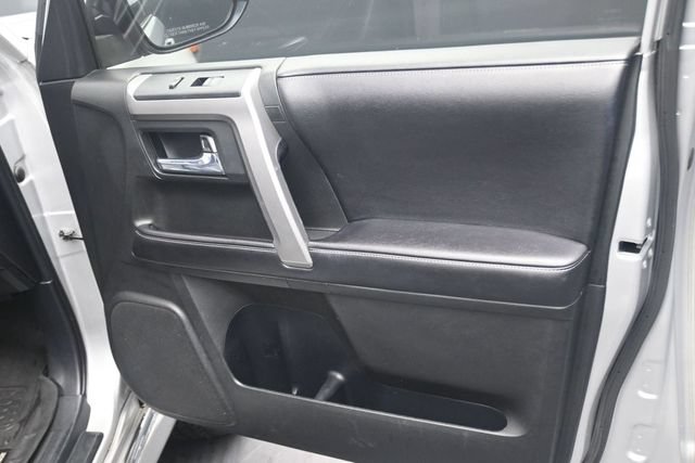 Used 2016 Toyota 4Runner Limited RWD image 23