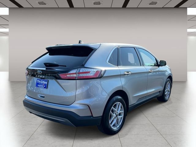 Used 2024 Ford Edge SEL AWD/4WD image 3