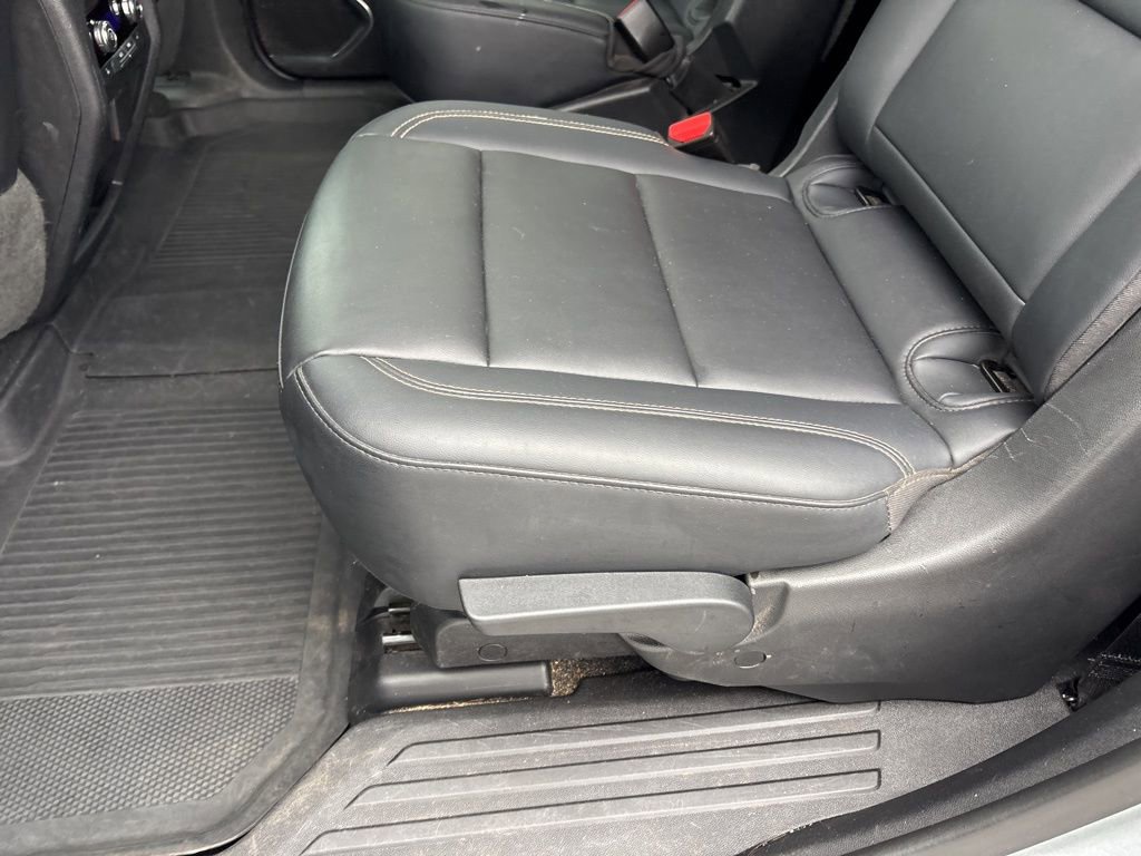 Certified 2024 GMC Acadia Elevation w/ Luxury Package image 19