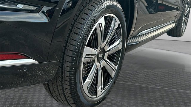 New 2025 Cadillac Escalade IQ Luxury 2 image 12