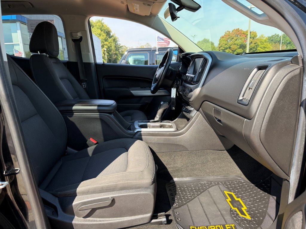 Used 2018 Chevrolet Colorado LT w/ LT Convenience Package AWD/4WD image 22