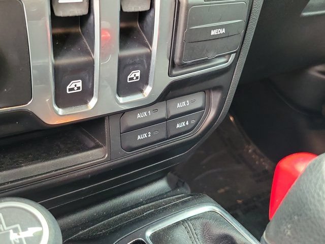 Used 2021 Jeep Wrangler Sport AWD/4WD image 27