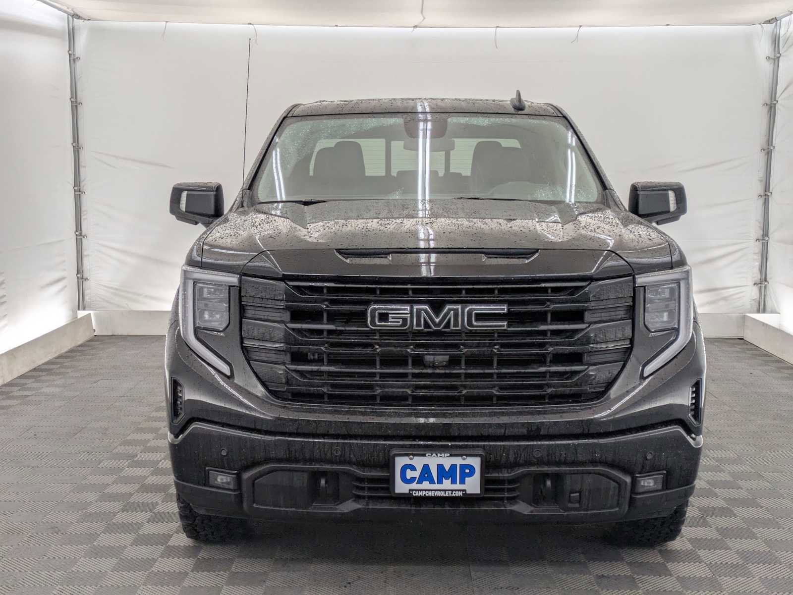 Used 2024 GMC Sierra 1500 Elevation w/ Elevation Premium Package AWD/4WD image 9