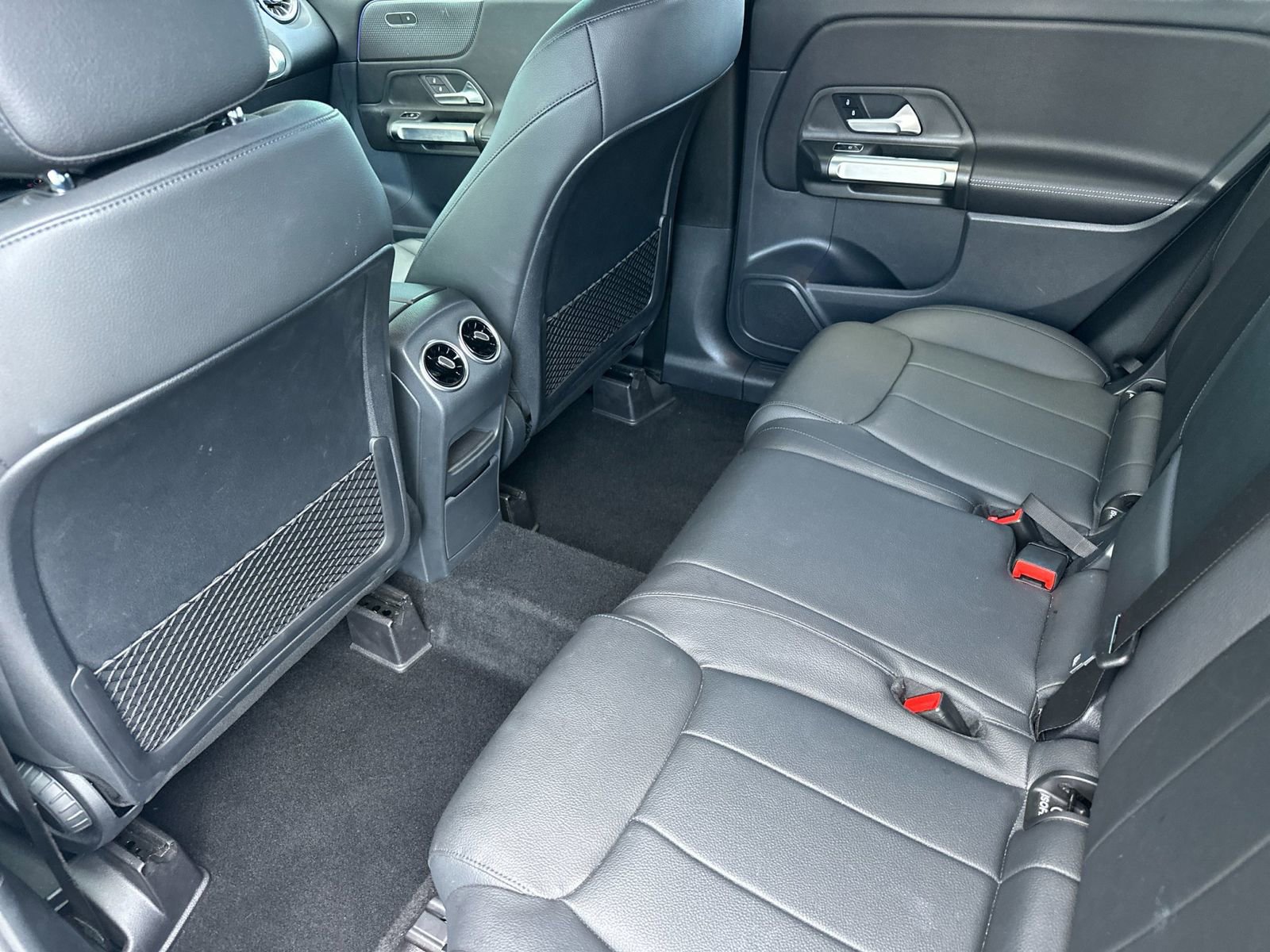 Certified 2022 Mercedes-Benz GLB 250 image 13