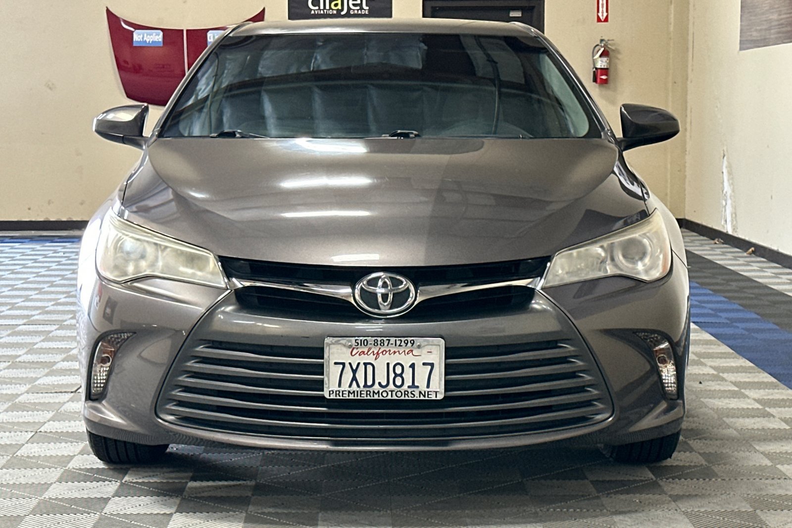 Used 2017 Toyota Camry LE FWD image 8