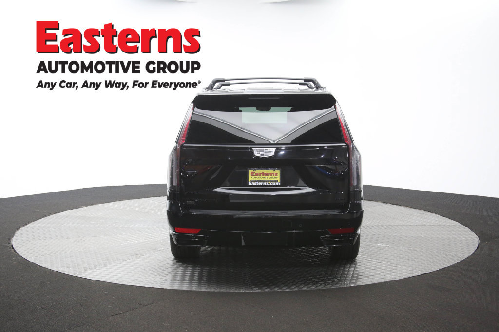 Used 2024 Cadillac Escalade ESV Sport Platinum w/ LPO, ONYX Package AWD/4WD image 45