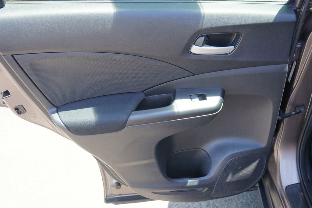 Used 2015 Honda CR-V LX image 25