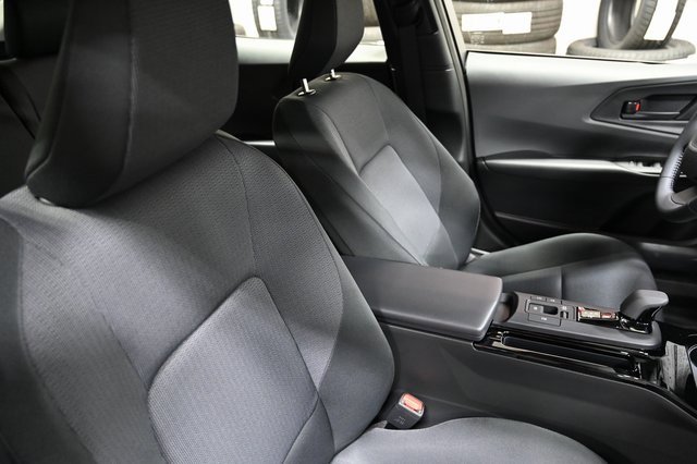 New 2026 Toyota Prius LE image 8