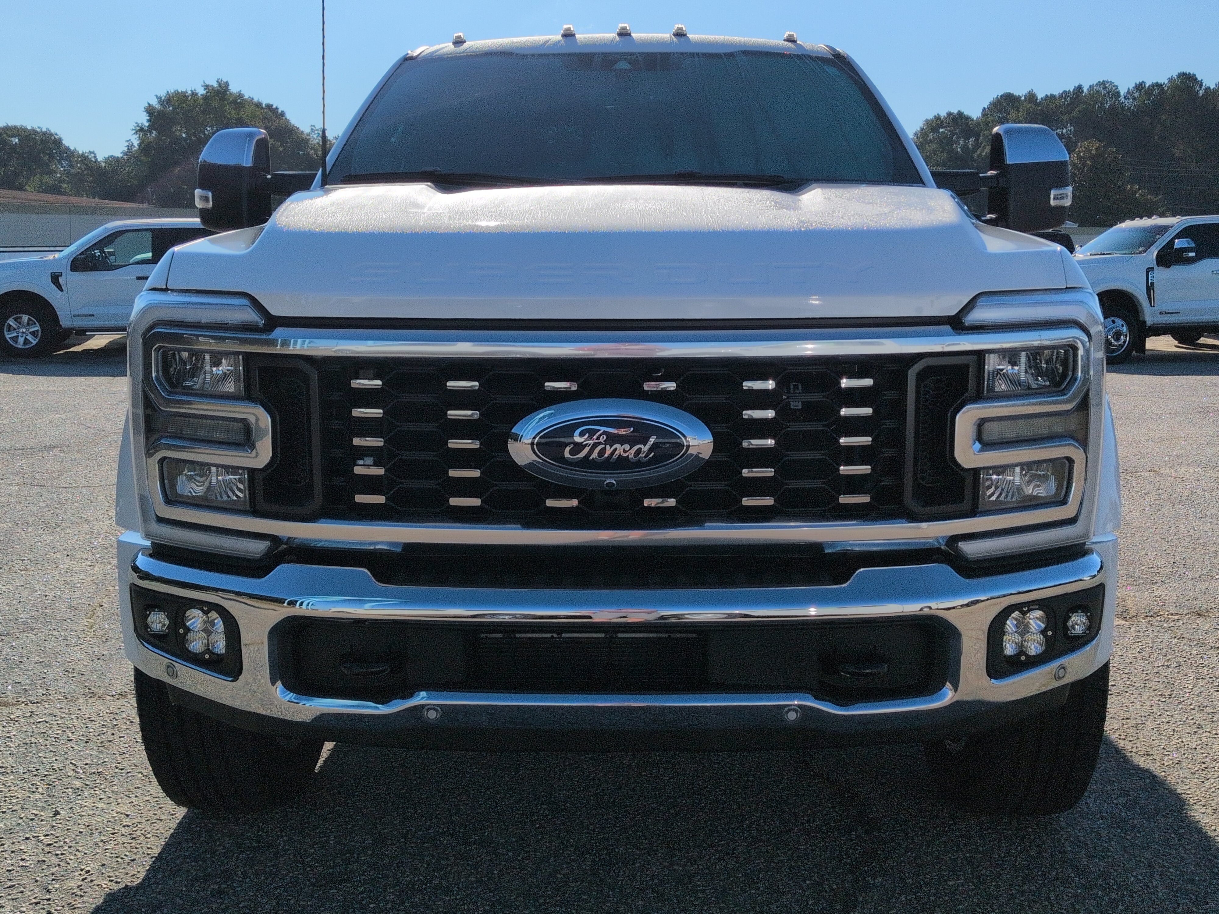 Used 2025 Ford F450 4x4 Crew Cab Super Duty image 7