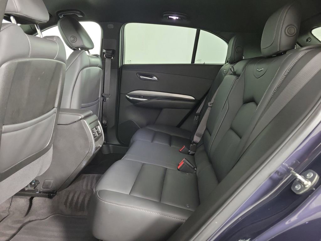 Certified 2025 Cadillac XT4 Premium Luxury image 11