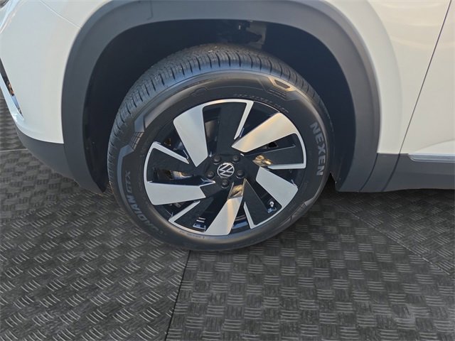 New 2026 Volkswagen Atlas Cross Sport SEL image 9