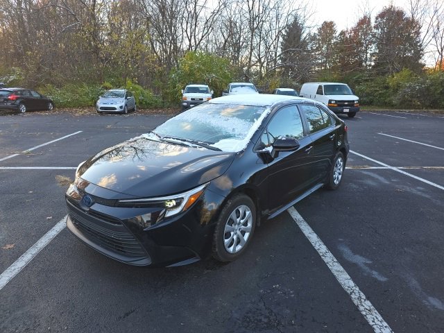 Used 2024 Toyota Corolla LE image 4