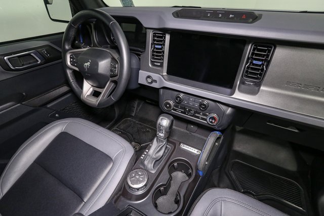 Used 2024 Ford Bronco Black Diamond image 16