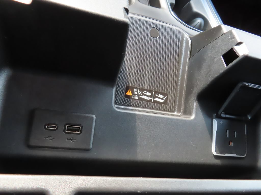 Certified 2023 Chevrolet Silverado 1500 RST AWD/4WD image 10