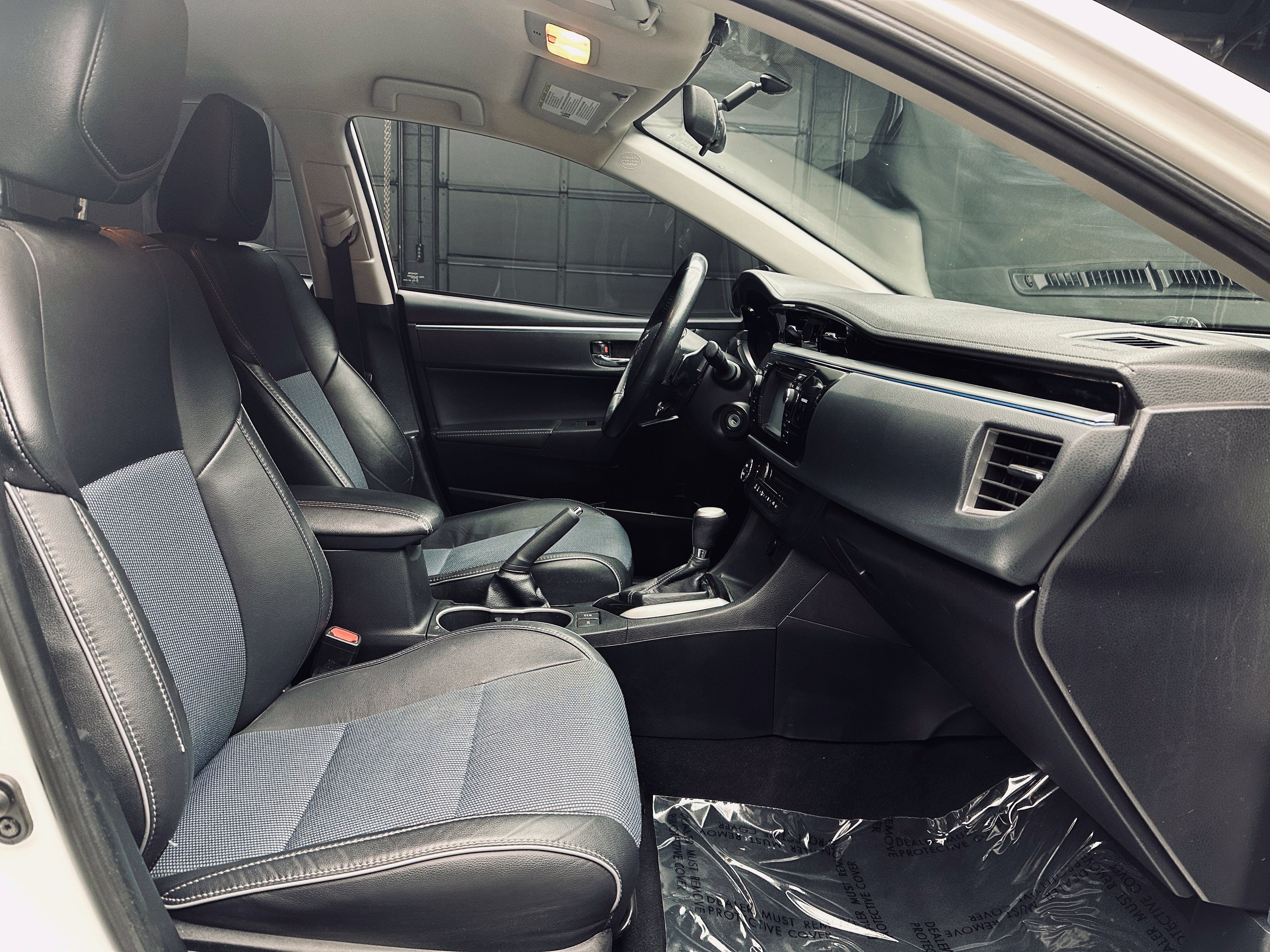 Used 2015 Toyota Corolla S FWD image 18