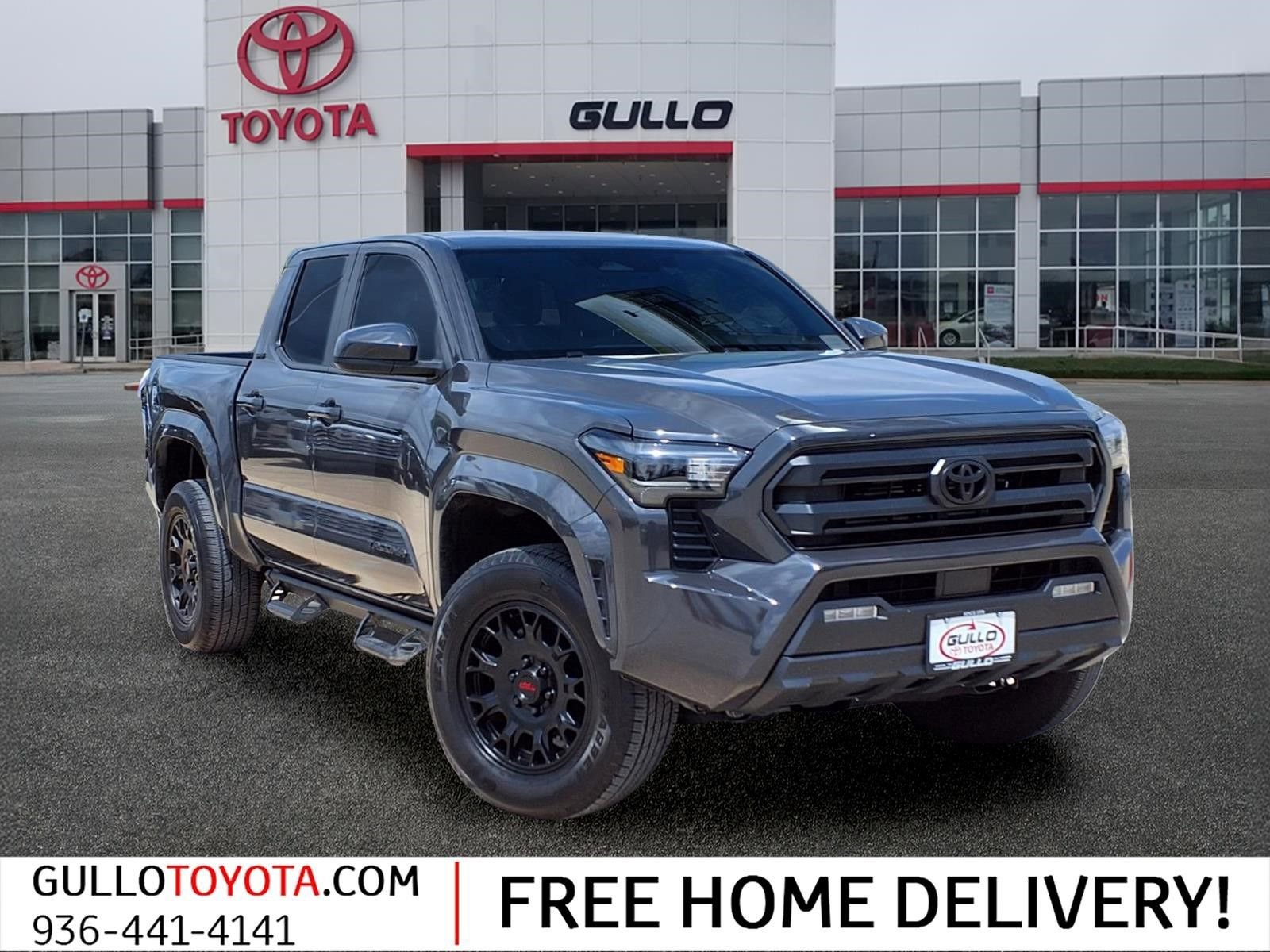 Certified 2024 Toyota Tacoma SR5 AWD/4WD image 1