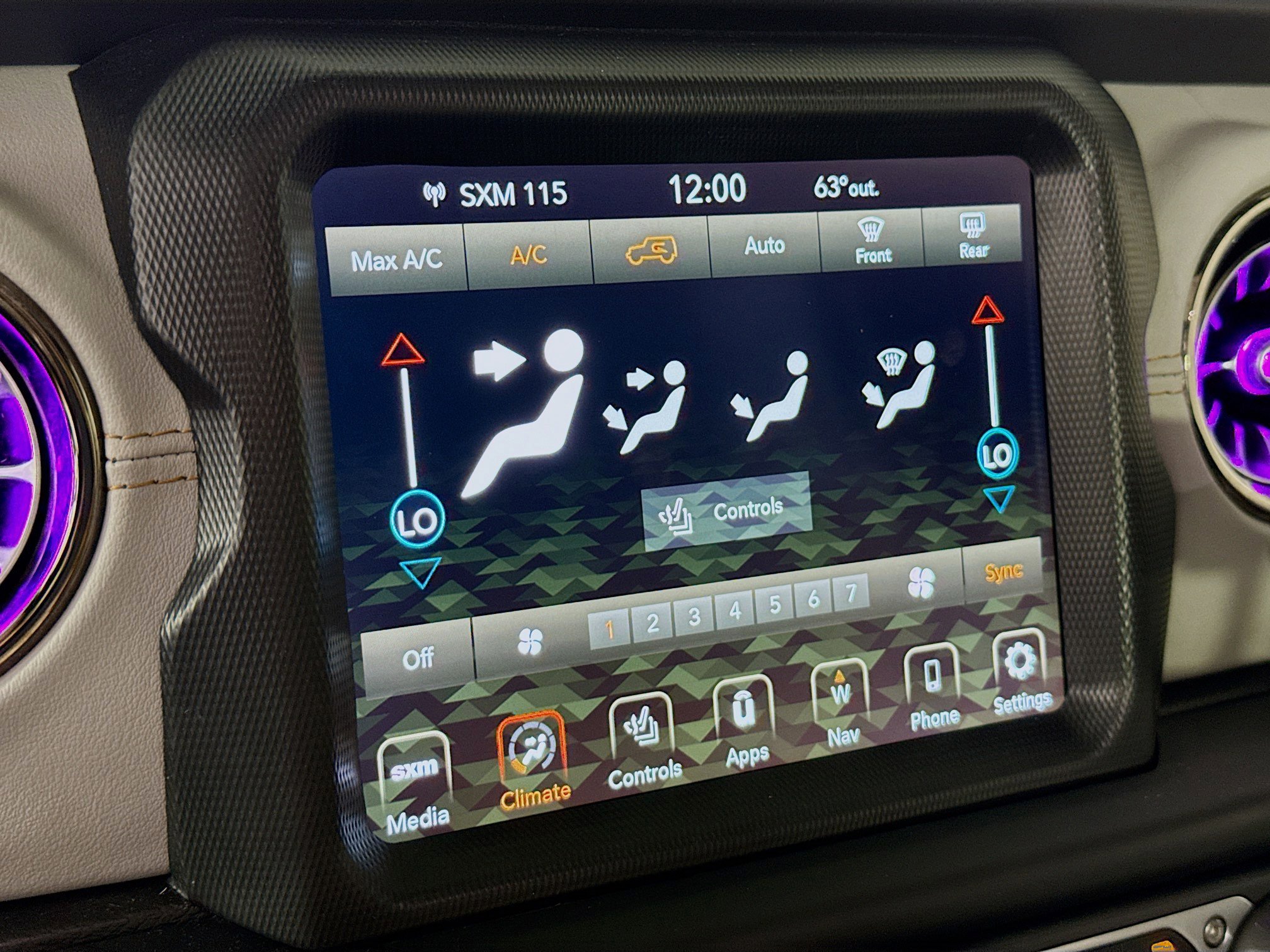 Used 2021 Jeep Wrangler Unlimited Sahara image 19