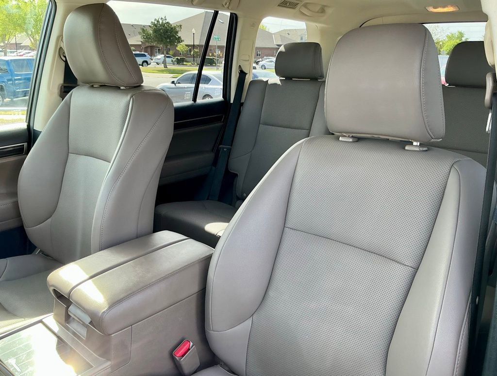 Used 2020 Lexus GX 460 Premium w/ Premium Package AWD/4WD image 40