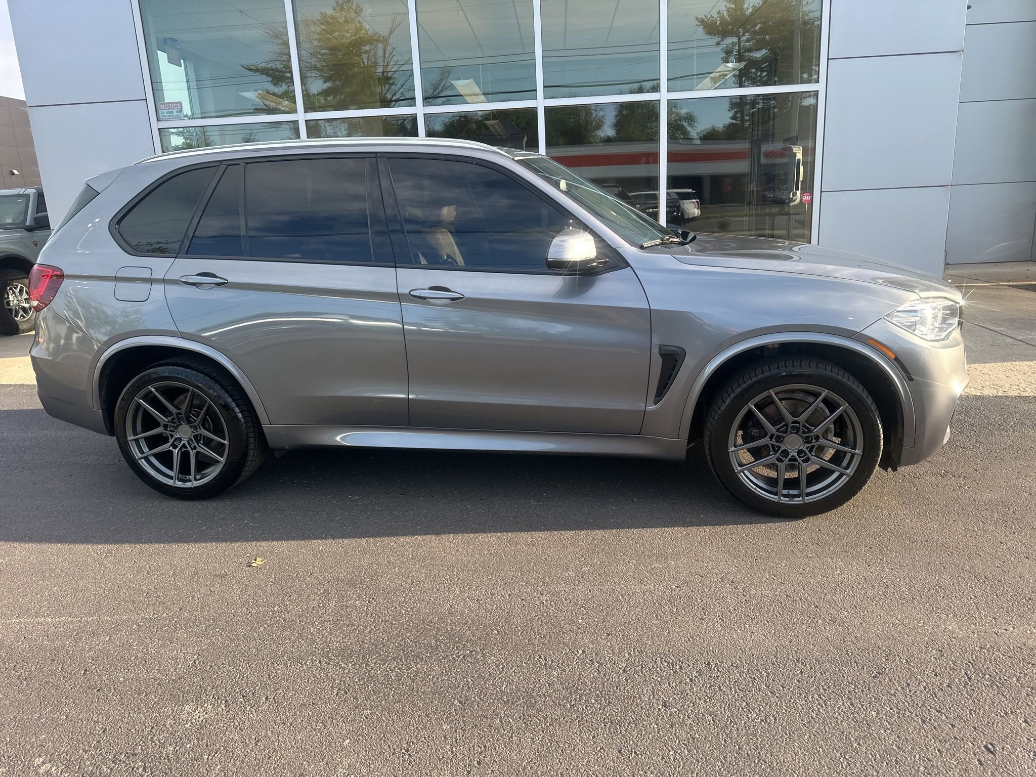 Used 2018 BMW X5 xDrive35i AWD/4WD image 4