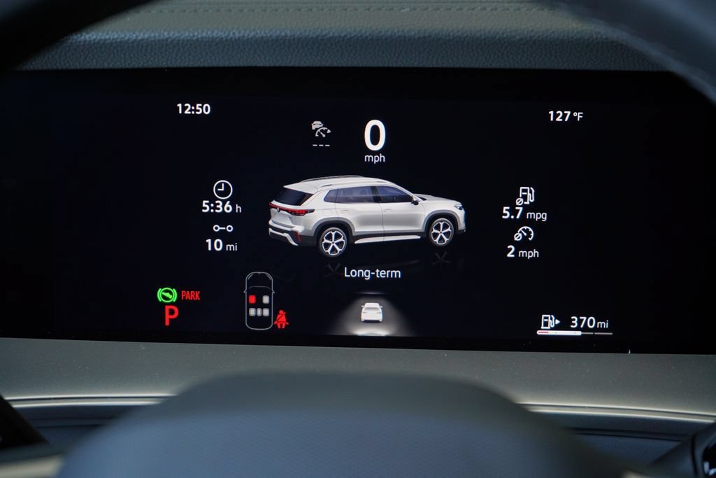 New 2026 Volkswagen Tiguan SE R-Line FWD image 21