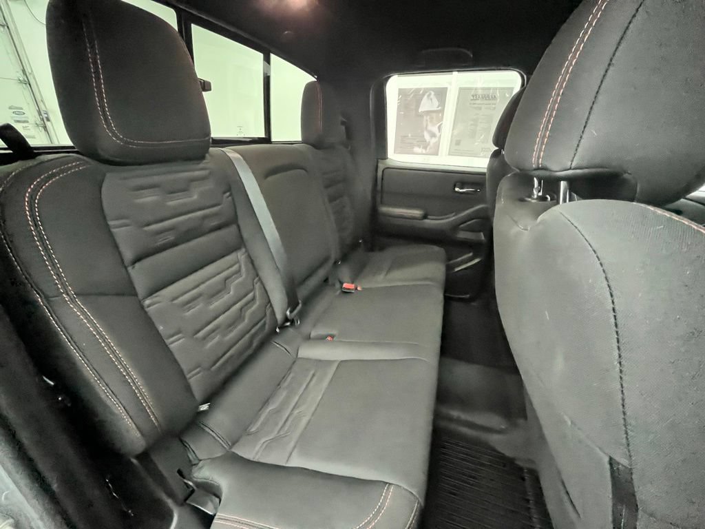 Used 2023 Nissan Frontier PRO-4X w/ Pro Convenience Package AWD/4WD image 33