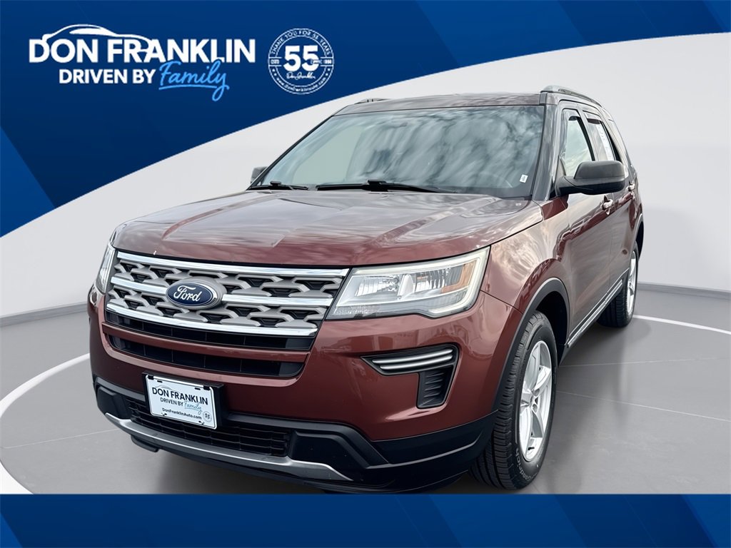 Used 2018 Ford Explorer XLT image 1