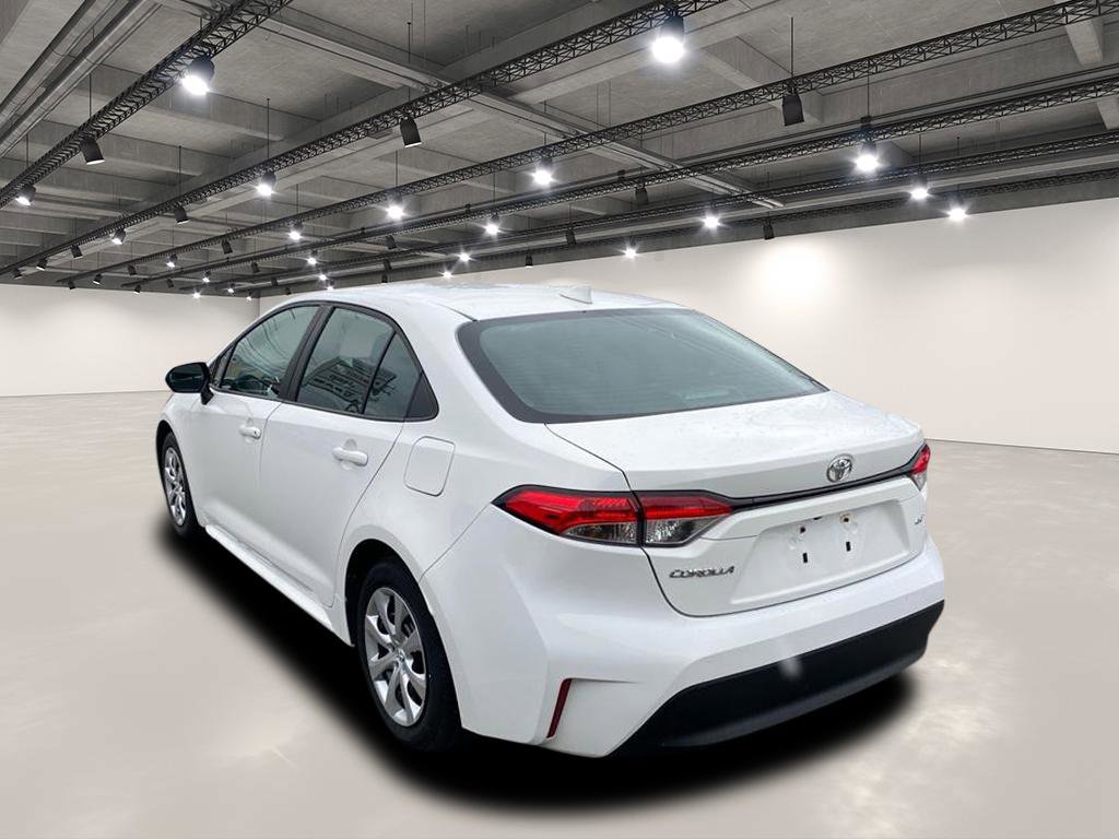 Used 2024 Toyota Corolla LE image 5