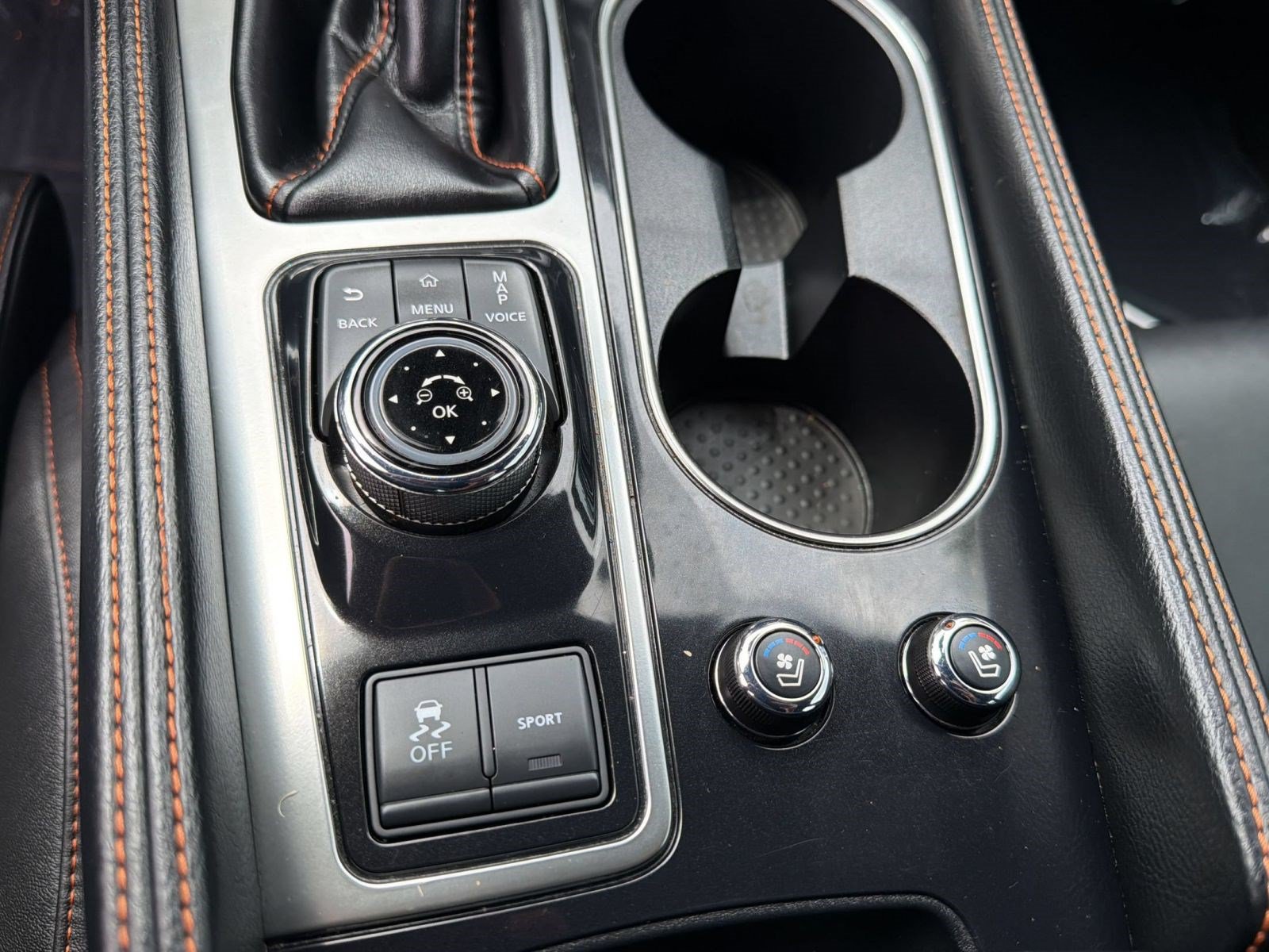 Used 2023 Nissan Maxima SR w/ Sport Mat Group FWD image 26