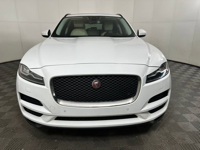 Used 2018 Jaguar F-PACE Prestige image 8