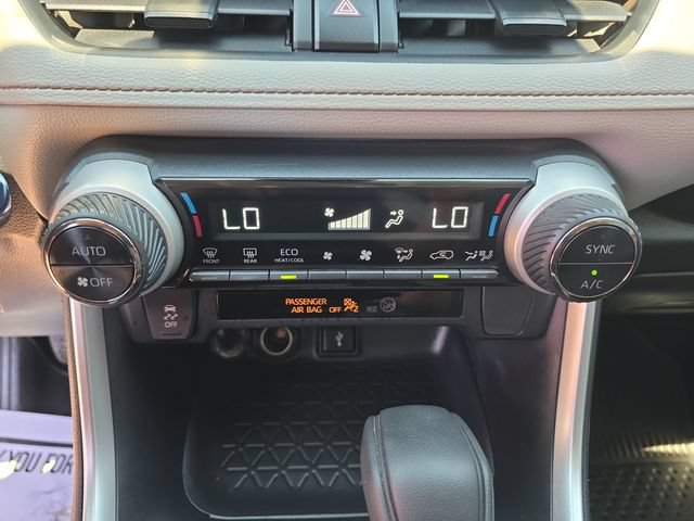 Used 2022 Toyota RAV4 XLE w/ Convenience Package AWD/4WD image 23