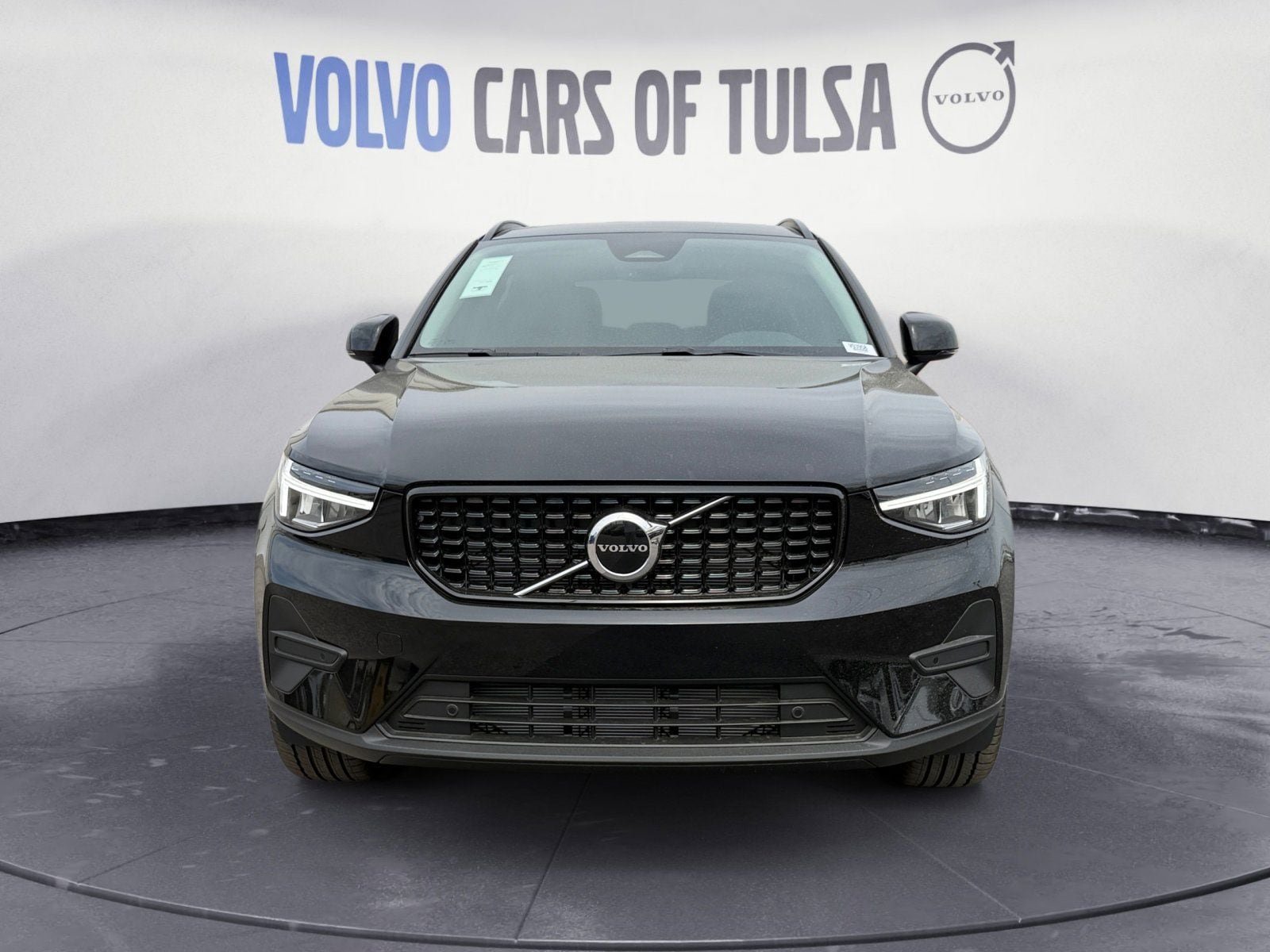 New 2026 Volvo XC40 B5 Core AWD/4WD image 8
