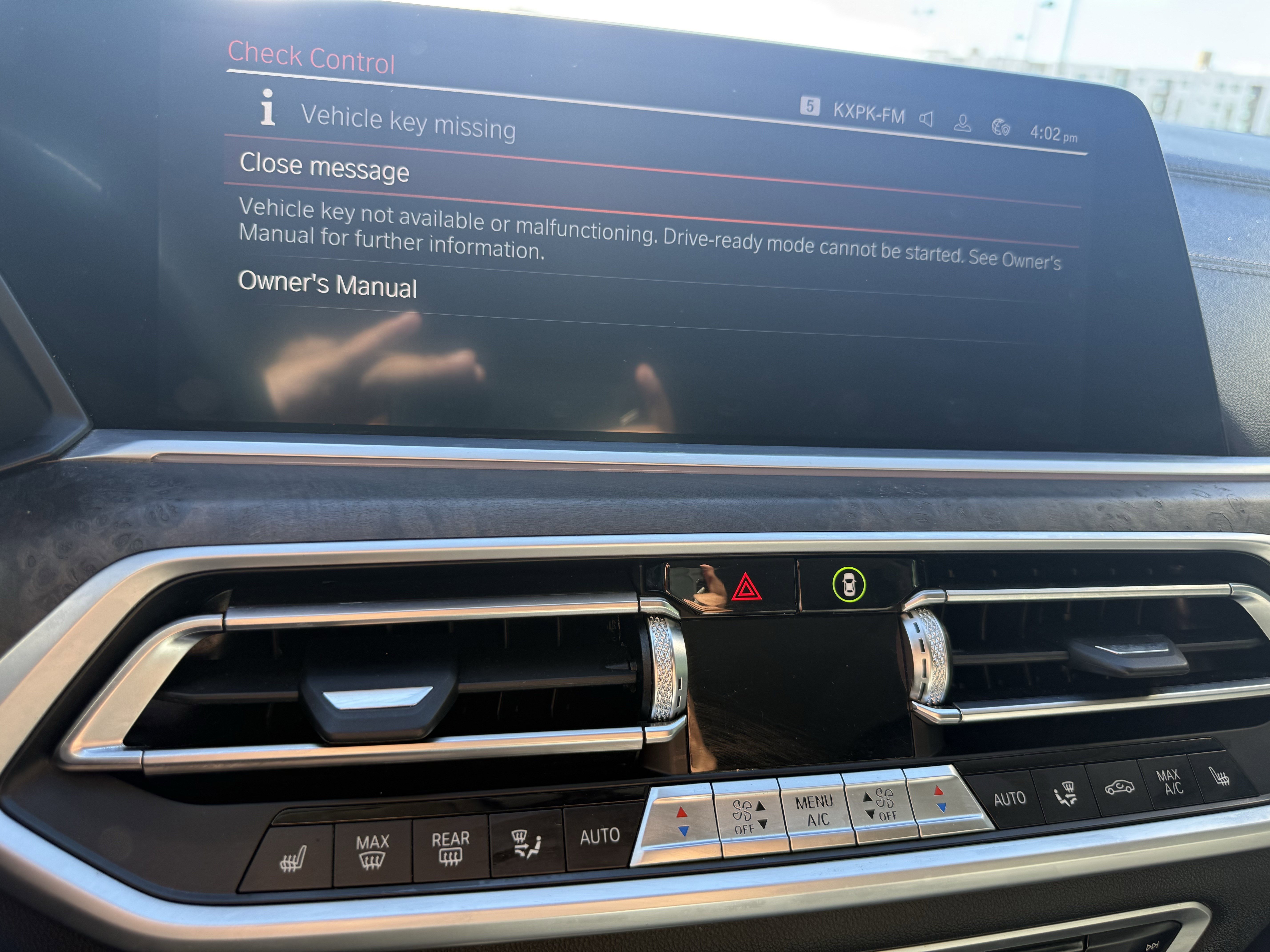 Used 2022 BMW X7 xDrive40i w/ Premium Package image 27