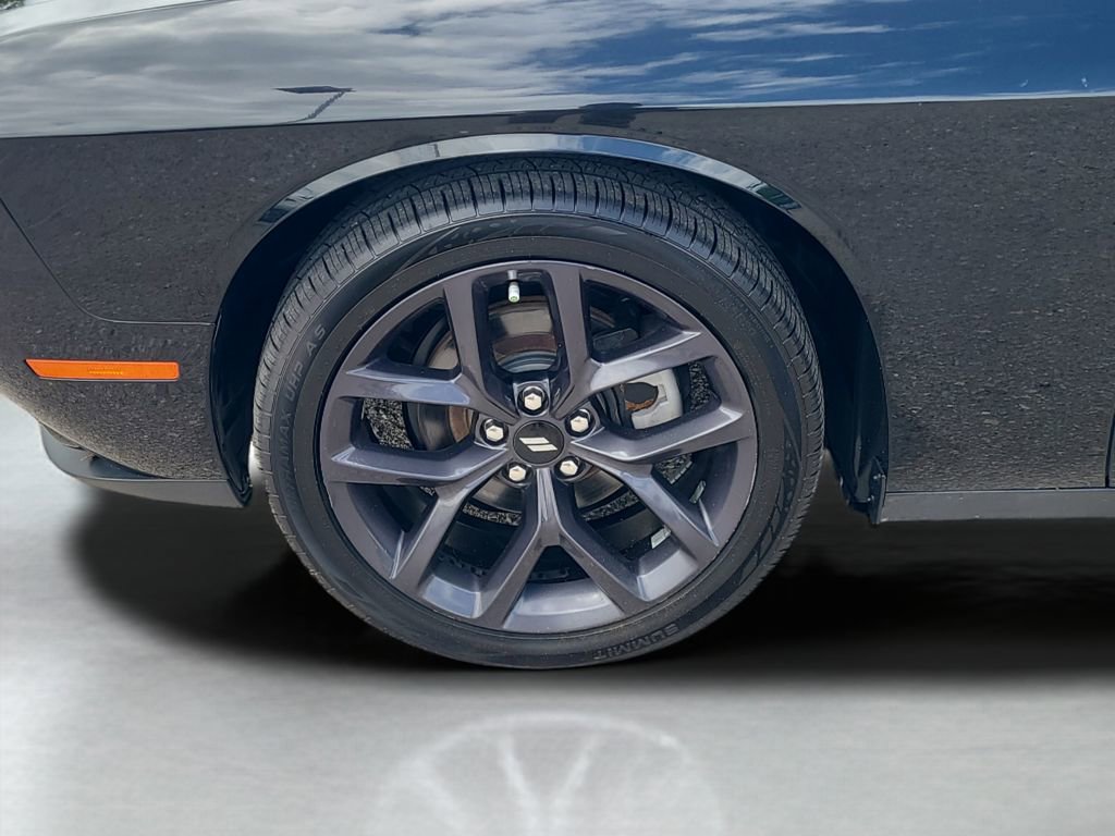 Used 2019 Dodge Challenger SXT w/ Blacktop Package image 30