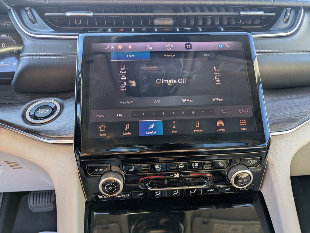 Used 2021 Jeep Grand Cherokee L Overland w/ Luxury Tech Group IV image 23