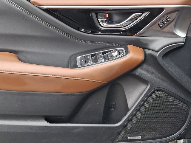 Certified 2025 Subaru Outback Touring AWD/4WD image 14
