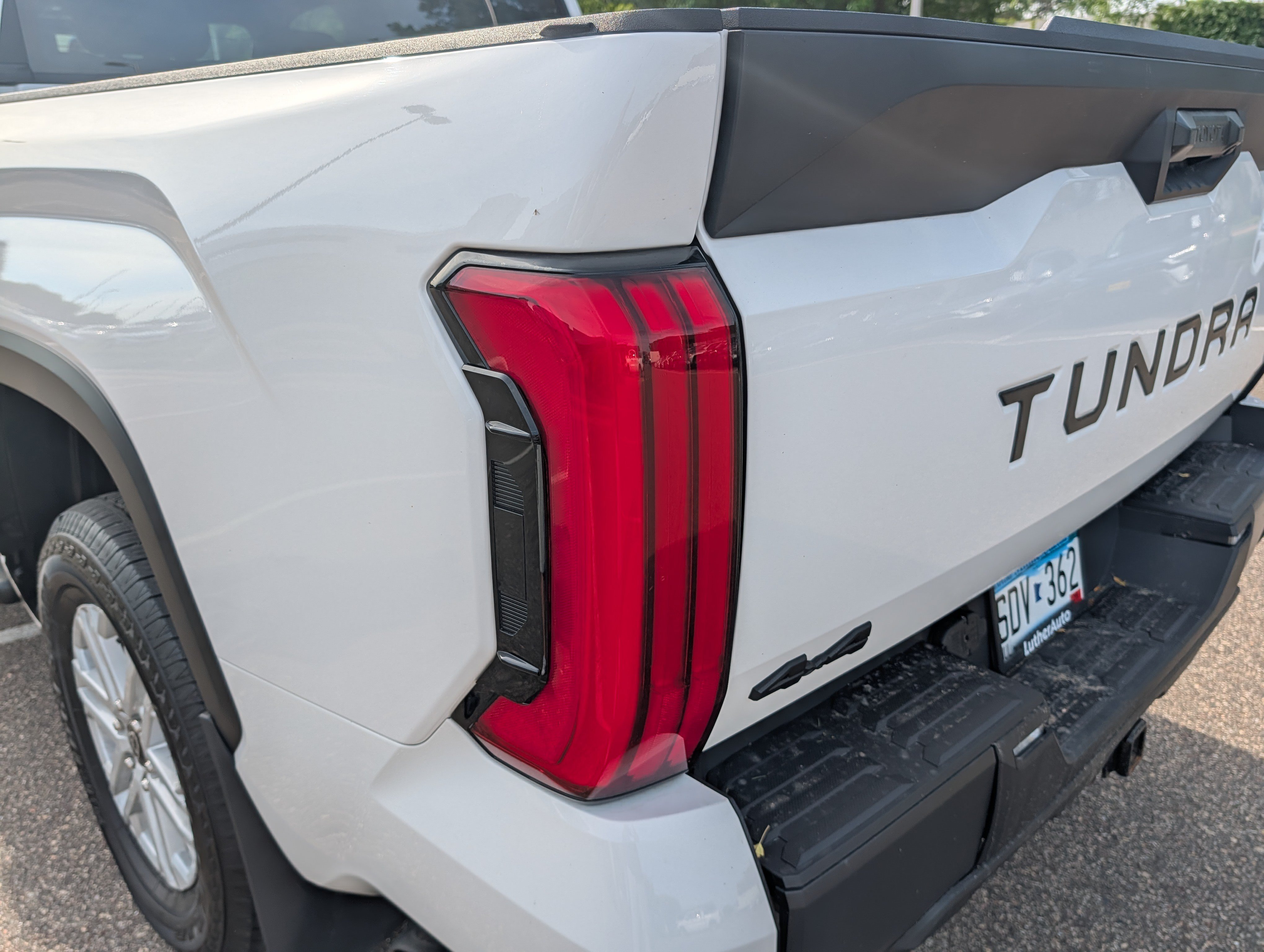 Certified 2025 Toyota Tundra SR5 w/ SR5 Premium Package AWD/4WD image 17